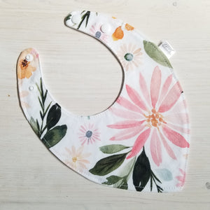 bavoir fleurs bébé fille