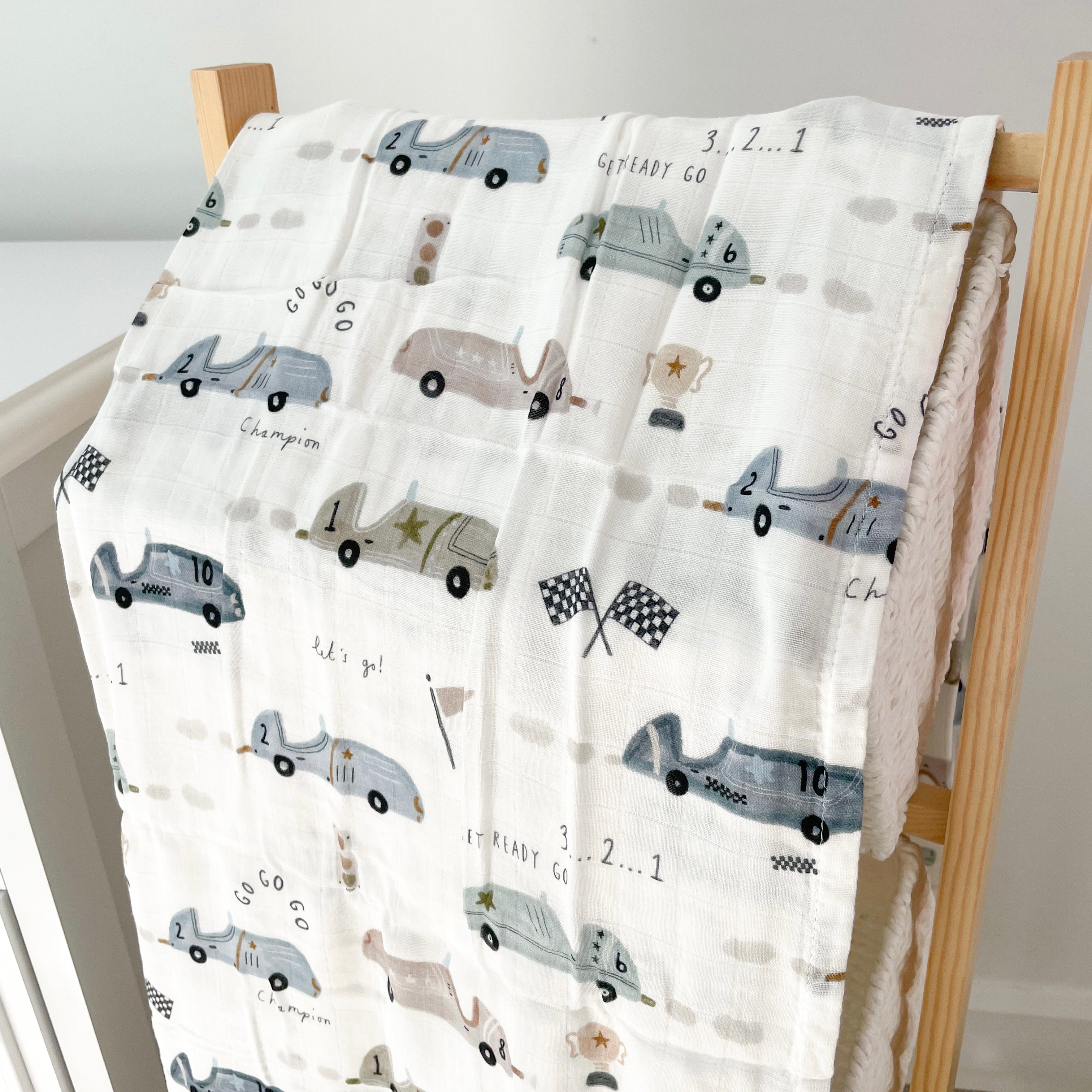 Mousseline Création Jade - bambou & coton - Lewis le pilote de course