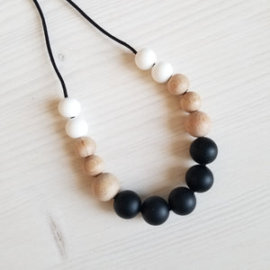 Collier de portage et d'allaitement - Minimaliste noir et blanc