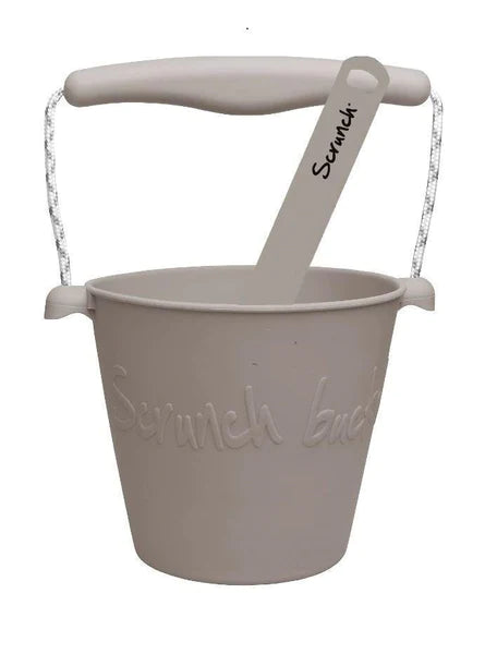 Scrunch sceau et pelle / bucket and spade - Taupe