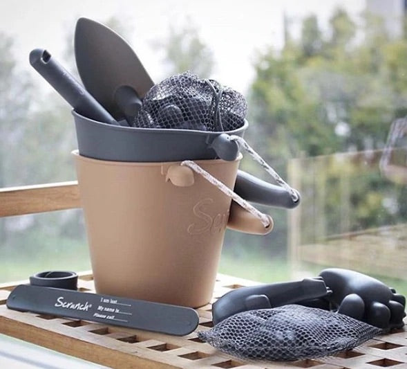 Scrunch sceau et pelle / bucket and spade - oeufs d’oiseau bleu / Duck egg blue